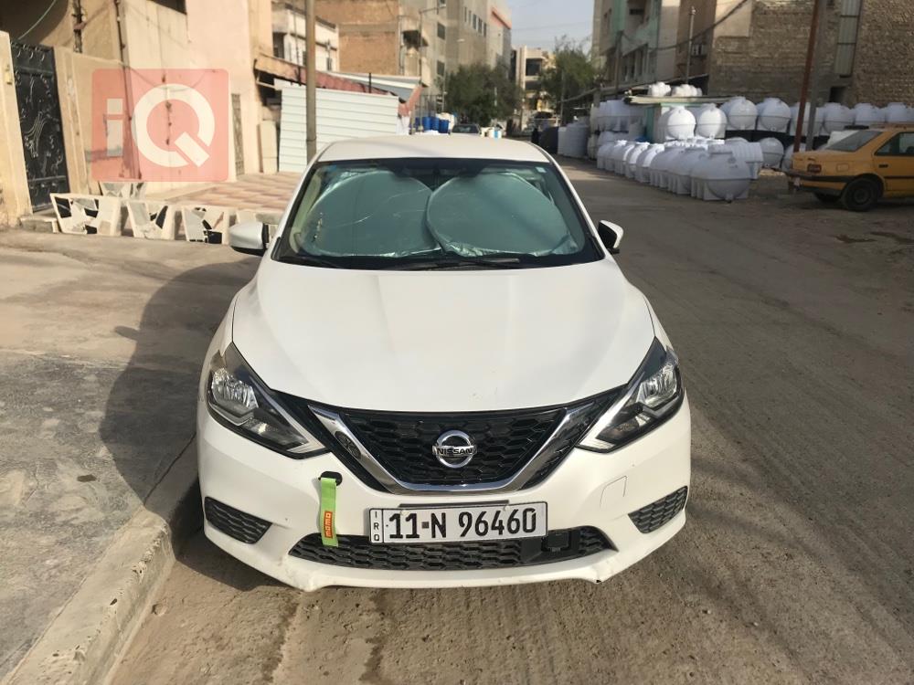 نيسان سنترا